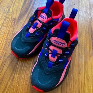 Kids Nike AirMax sneakers